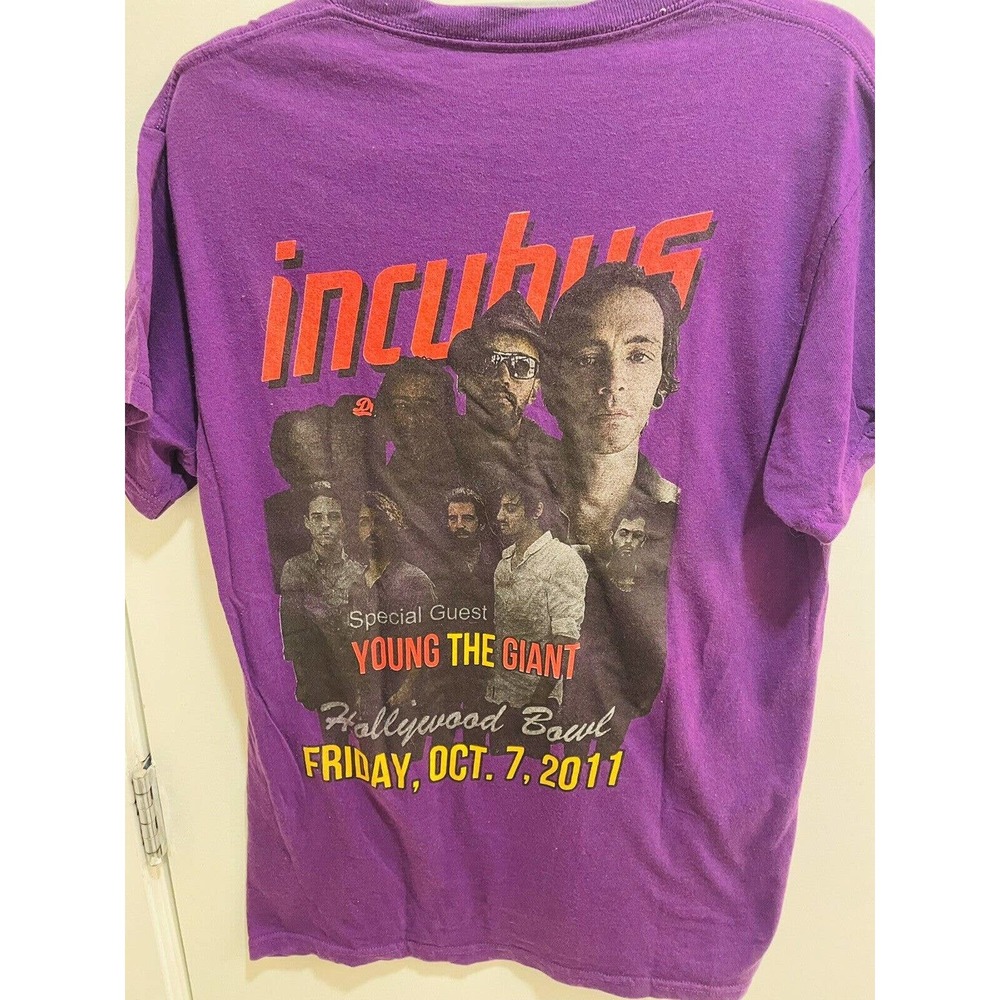 Vintage Incubus Band T-Shirt Hollywood Bowl Size Large Purple Rare 2011